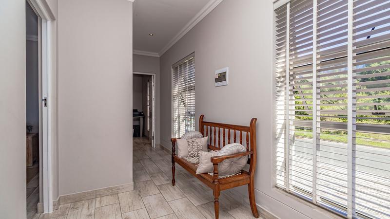 6 Bedroom Property for Sale in Outeniqua Strand Western Cape